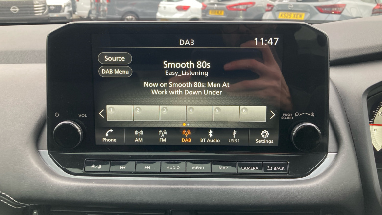 Nissan Qashqai 1.3 DiG-T MH N-Connecta 5dr Petrol Hatchback